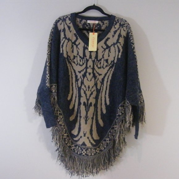 Reversible Knitted Poncho with Fringe - Picture 1 of 2